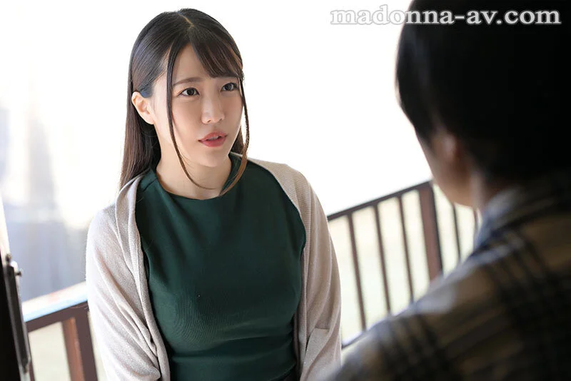 甘い囁きに流されるまま、僕は大学を留年するまで、人妻との巣篭もりSEXに溺れて…。 一乃あおい 1