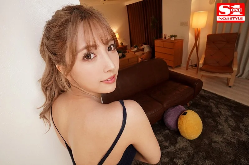 【VR】彼女がいるのに密着ささやき淫語で口説いてくる色気ムンムン巨乳お姉さん超誘惑VR 三上悠亜 9